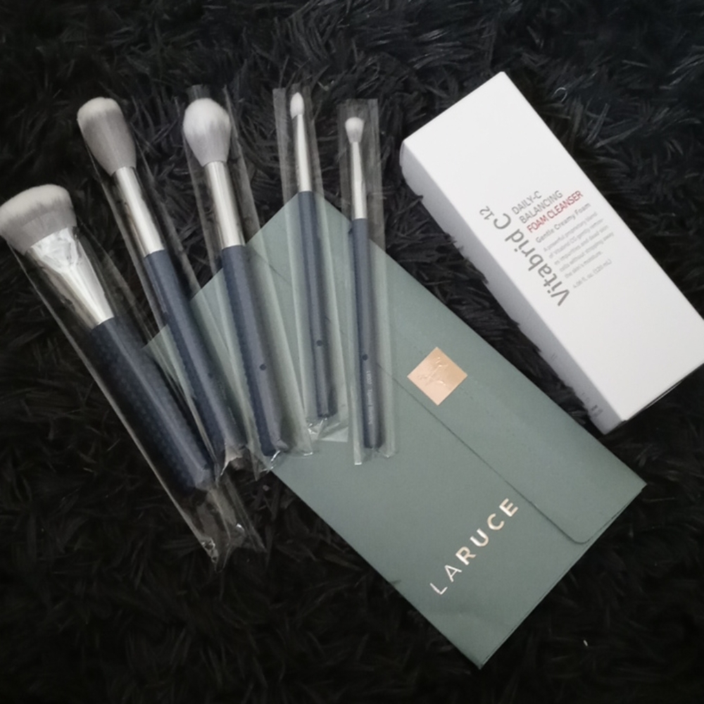 Beauty Packet - Picture 2 of 5